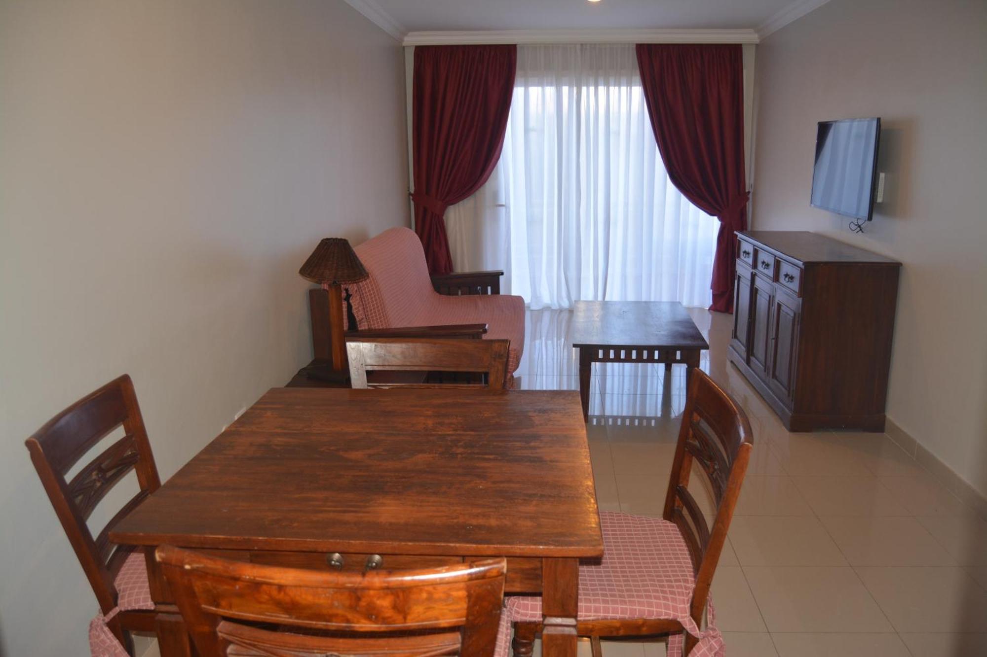 Rf La Quinta Park Suites Santa Úrsula المظهر الخارجي الصورة